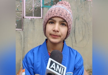 कश्मीरका ११ वर्षीया फलक मुमताजको ब्रुस ली बन्ने लक्ष्य