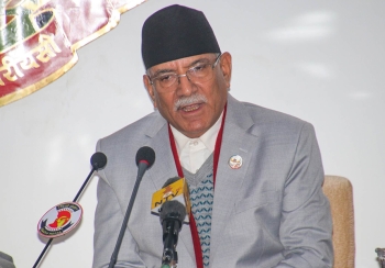 प्रधानमन्त्री दाहाल र लुम्बिनी प्रमुख शेरचनबीच भेटवार्ता