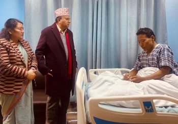 माओवादी नेता पुनलाई भेट्न पुगे एमाले नेता पोखरेल