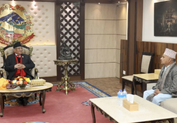 प्रधानमन्त्री दाहालसँग गण्डकीका मुख्यमन्त्रीको भेटवार्ता