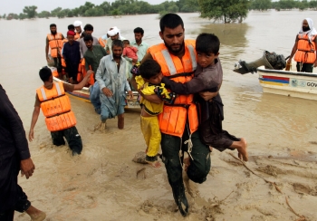अन्तर्राष्ट्रिय सहयोग बाढी पहिरो पीडितलाई खर्च गर्ने पाकिस्तानी प्रधानमन्त्रीको भनाई