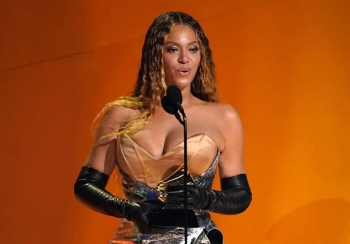 ३२ पटक ग्रामी जित्दै पपस्टार बियोन्सेले रचिन् कीर्तिमान