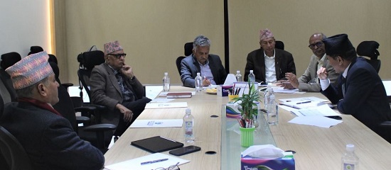 तरलता अभाव समस्या र बढ्दो ब्याजदरमाथि पूर्वअर्थमन्त्रीको बैठकमा चिरफार