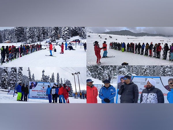 जम्मू कश्मीरमा बालिकालाई निःशुल्क स्नो–स्कीइङ प्रशिक्षण