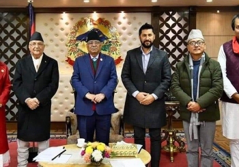 रास्वपाले सरकारबाट हात झिक्दा सात दलीय गठबन्धनमा धक्का