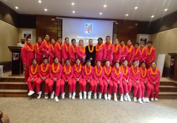 महिला फुटबल टोलीको बिदाइ