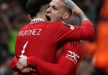 बार्सिलोनालाई हराउँदै युनाईटेड अन्तिम १६ मा