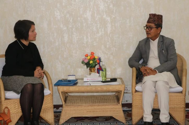 ईयू राजदूत नोना डिप्रेजद्वारा ऊर्जामन्त्री राजेन्द्र लिङ्देनसँग भेटवार्ता