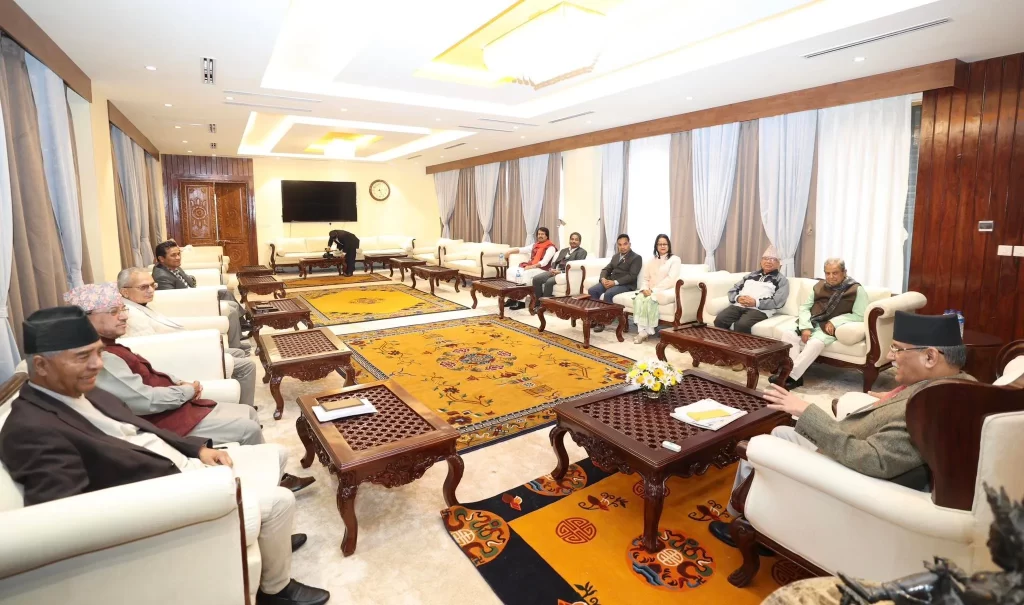 उपराष्ट्रपतिको निर्वाचनबारे साझा धारणा बनाउन सत्ता गठबन्धनको बैठक सुरु