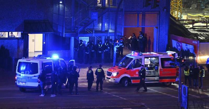 जर्मनीको एक चर्चमा गोली चल्दा सात जनाको मृत्यु