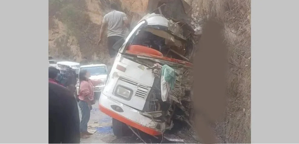 सिन्धुली बस दुर्घटना अपडेट : तीन जनाको सनाखत