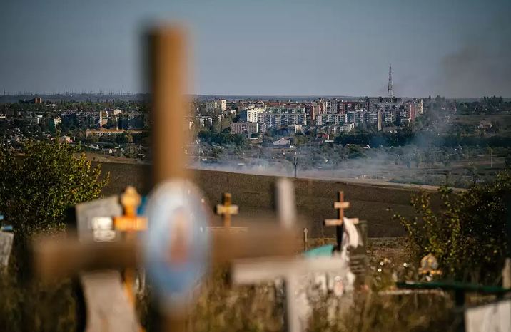 बाख्मुट सहर रुसी सेनाको घेरामा