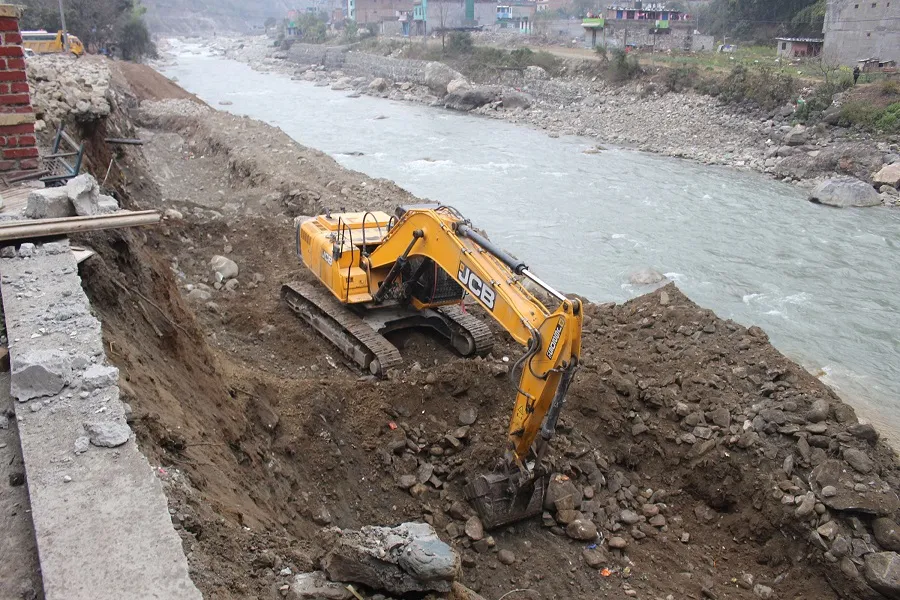 निर्माणकार्य सुस्त हुन थालेपछि सिन्धुपाल्चोकमा नदीजन्य पदार्थ बिक्री हुन छाडे