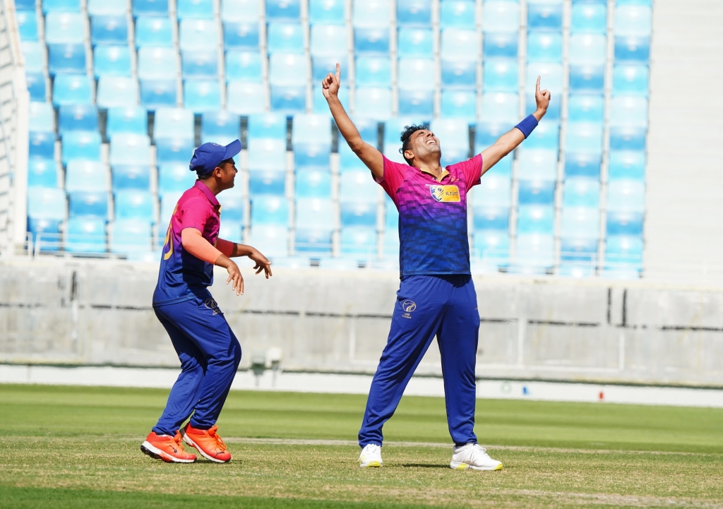 सिंगापुरमाथी युएईको सानदार जित