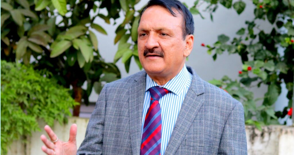 अर्थतन्त्रमा देखिएको समस्या समाधानका लागि पूर्ण ऊर्जा लगाएर काम गर्ने प्रतिबद्धता