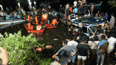 भारतको केरलामा पर्यटक सवार डुंगा दुर्घटना हुँदा २२ जनाको मृत्यु