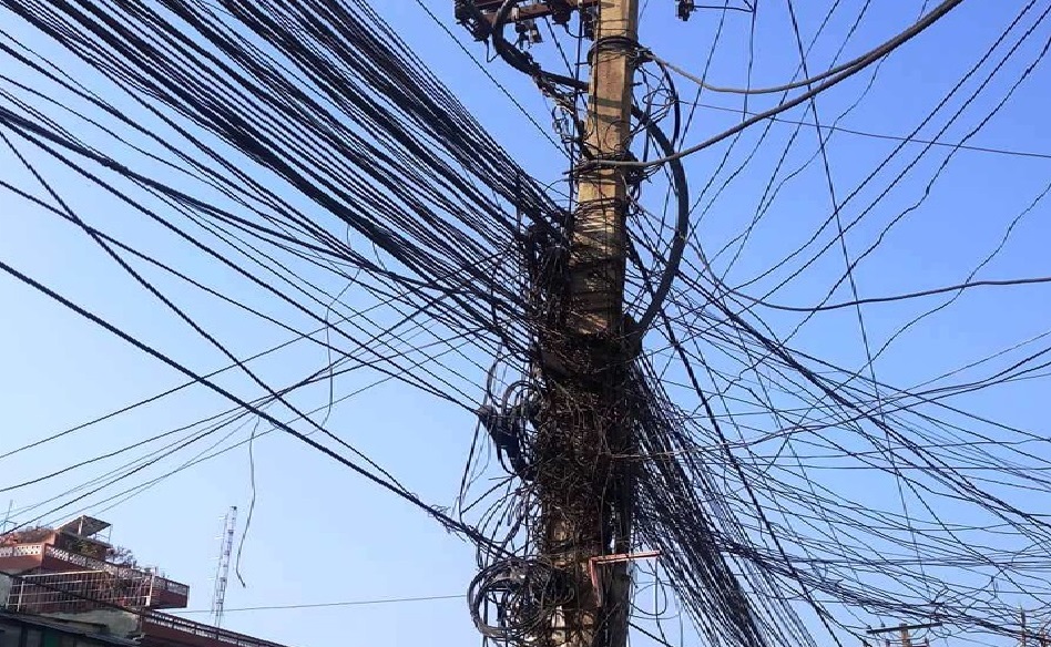काठमाडौंका अव्यवस्थित तार भोलिदेखि हटाइँदै
