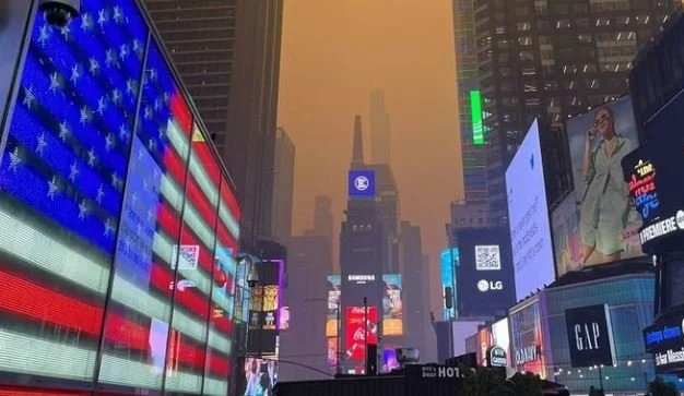 क्यानडाको डढेलोले अमेरिकाको न्युयोर्कलगायतका सहर धुवाँले ढाकियो