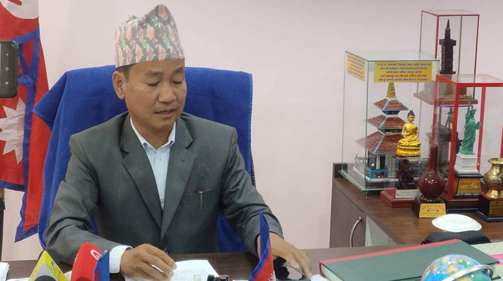 प्रहरी प्रशासनलाई मुद्दा हाल्ने मेयर हर्क साम्पाङको चेतावनी