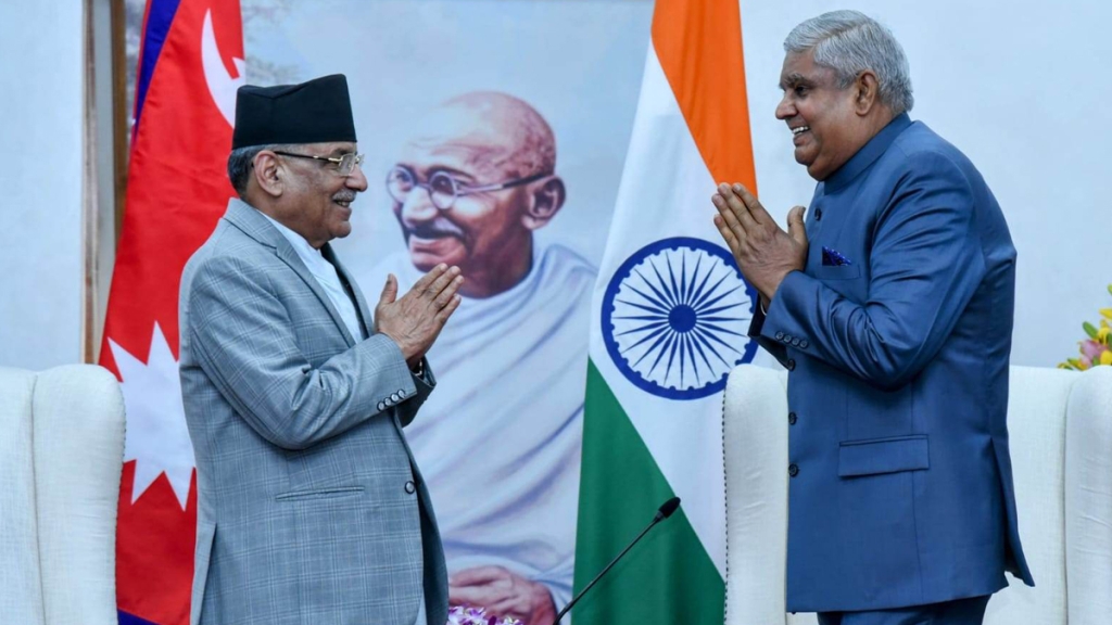 प्रधानमन्त्री प्रचण्डले भेटे भारतीय उपराष्ट्रपति धनखड
