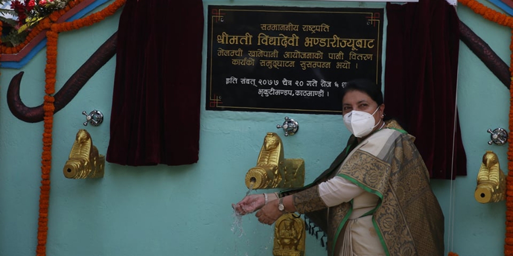 मेलम्चीको पानी वितरण शुभारम्भ गरिएको भृकुटीमण्डपकै धारामा झर्दैन पानी