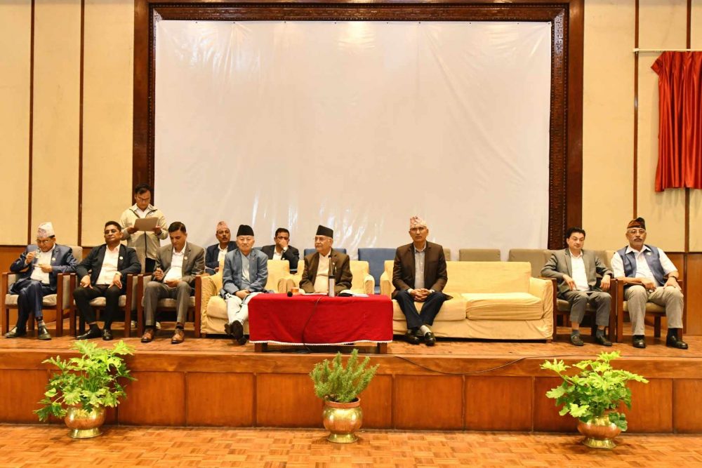 सय केजी सुन प्रकरणबारे गृहमन्त्रीसँग जवाफ माग गर्ने एमालेको निर्णय