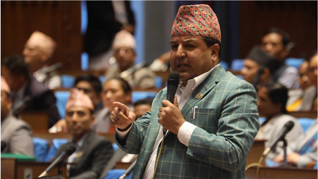 सुन प्रकरणमा कांग्रेस सांसदले नै मागे गृहमन्त्री र अर्थमन्त्रीको राजीनामा