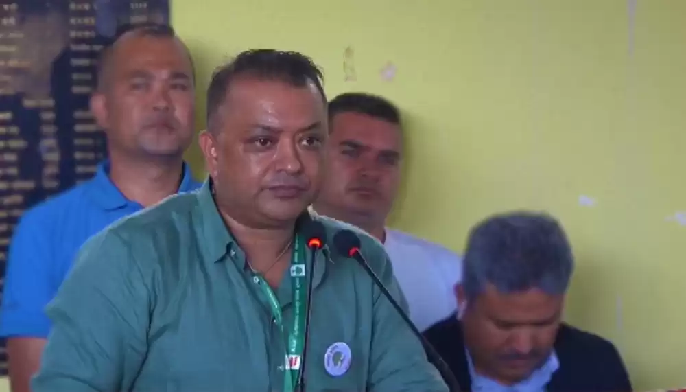 कांग्रेसलाई माओवादीकरण र एमालेकरण हुन दिदैनौं – गगन थापा