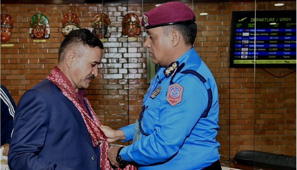 प्रहरी महानिरीक्षक स्वदेश फिर्ता