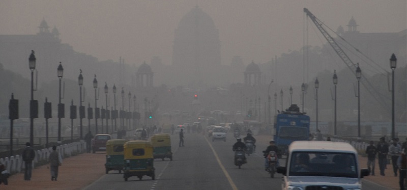 प्रदूषणले खतराको तह पार गरेपछि दिल्लीमा कृत्रिम वर्षा गराउनेसम्मको तयारी