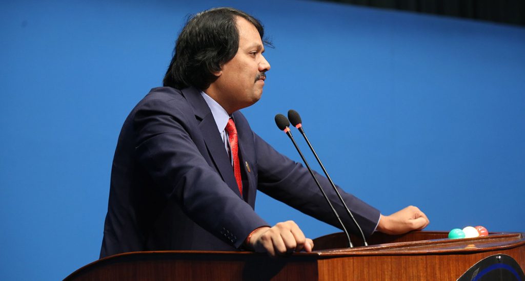 देश टाइटानिक जस्तै डुबिराखेको छ सिके राउत