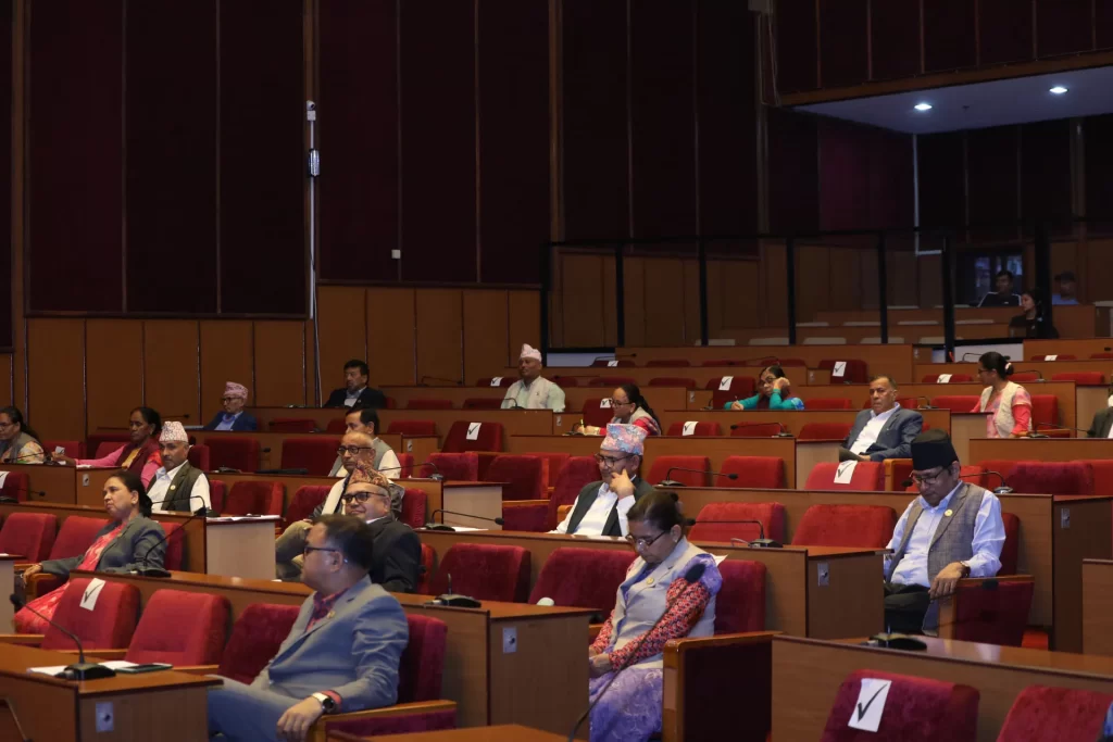 खाद्यान्न र चिनीको अभाव हटाउन सांसदको माग