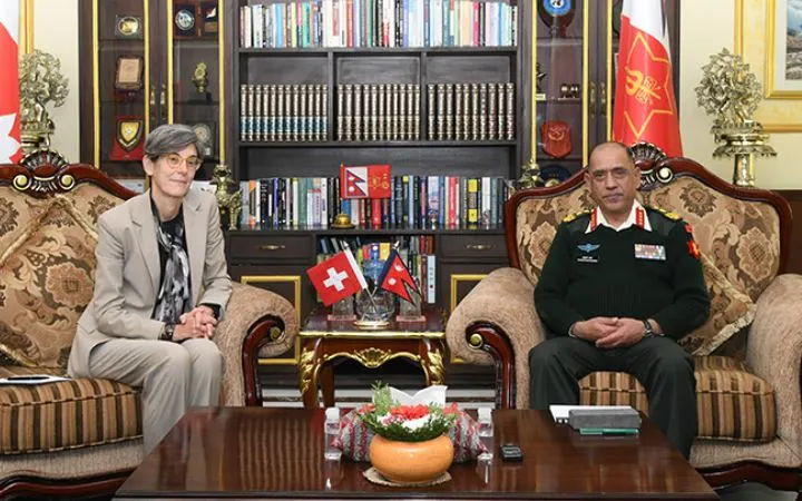 प्रधान सेनापति र स्वीट्जरल्याण्डका राजदूतबीच भेटघाट