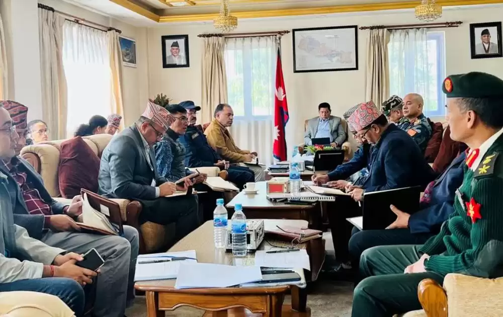 घाइतेको उद्धार र राहतमा कमी हुन नदिन उपप्रधानमन्त्री श्रेष्ठको निर्देशन