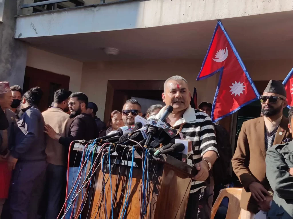 हामीलाई जिस्काउने हो भने काठमाडौंका मान्छेले भात खान पाउँदैनन् दुर्गा प्रसाईँ