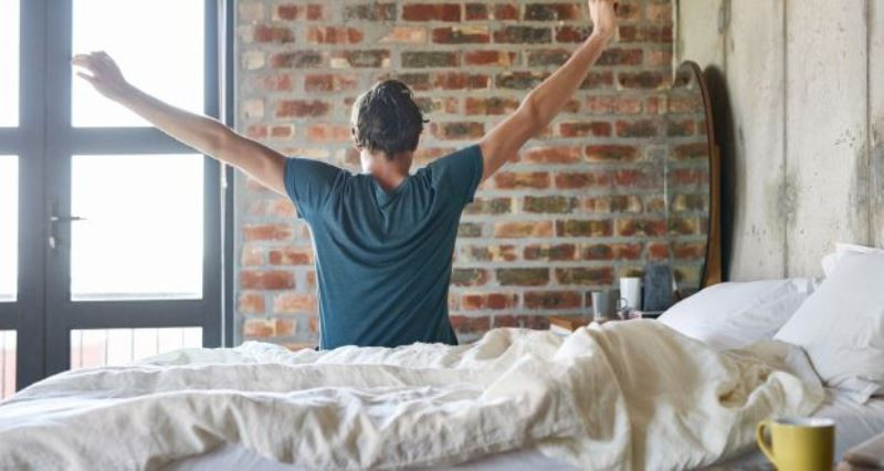 बिहान उठेपछि नियमित गर्नुहोस् यी तीन काम, शरीरलाई फाइदै फाइदा