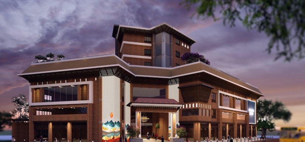 स्क्वायर होटलका सञ्चालक भण्डारी पक्राउ