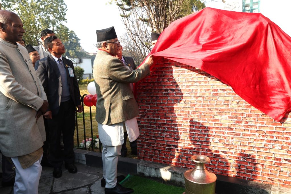 मेलम्चीको पानी पुनः वितरण, प्रधानमन्त्री दाहाल भन्छन्– ‘अब नियमित आउँछ’