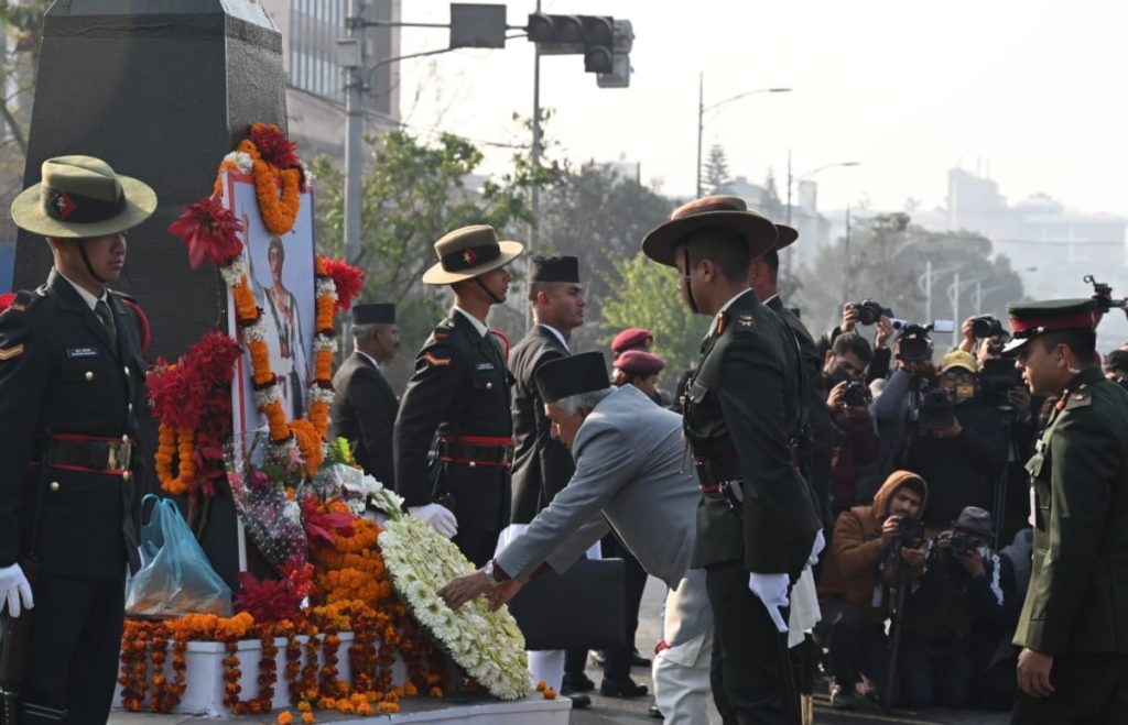 राष्ट्रपतिद्वारा राष्ट्रनिर्माताप्रति सम्मान