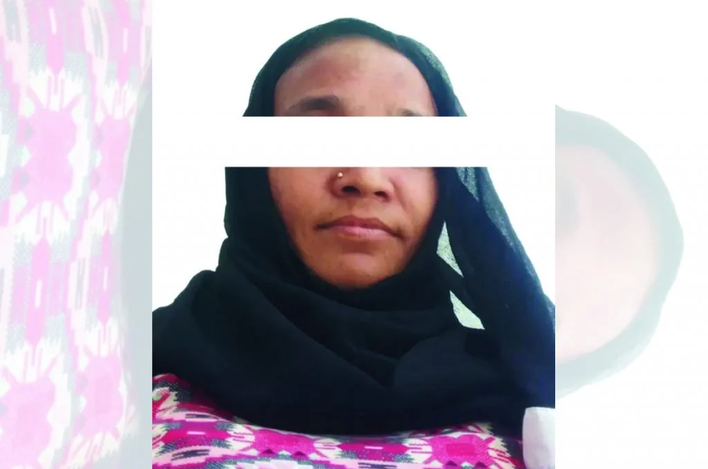 ओमन पुगेकी महिलाको रोदन–‘मलाई जसरी पनि दलदलबाट निकाल्नुहोस्’