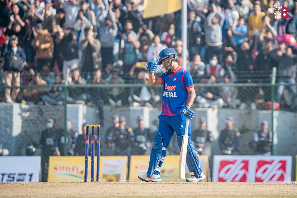 कप्तान रोहित शतक पूरा गर्न १३ रनले चुके