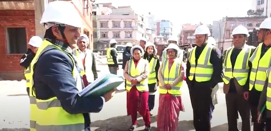 निर्माणाधीन संघीय संसद् भवनको अनुगमन