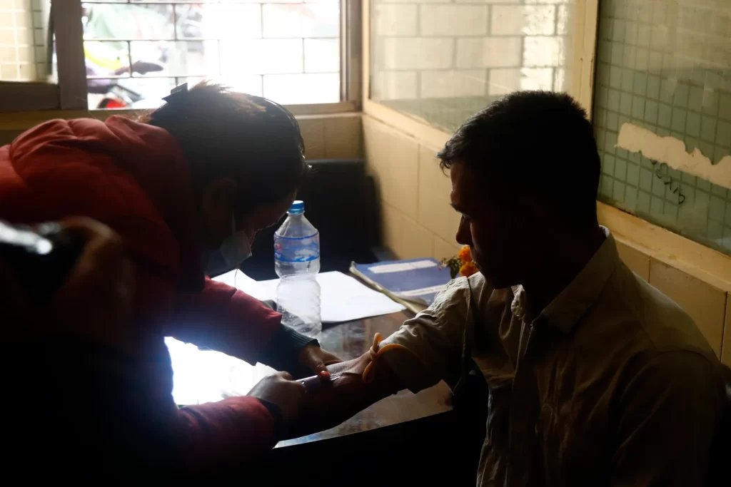 रुसमा मृत्यु भएका सैनिकका परिवारले बुझाए डीएनएको नमूना