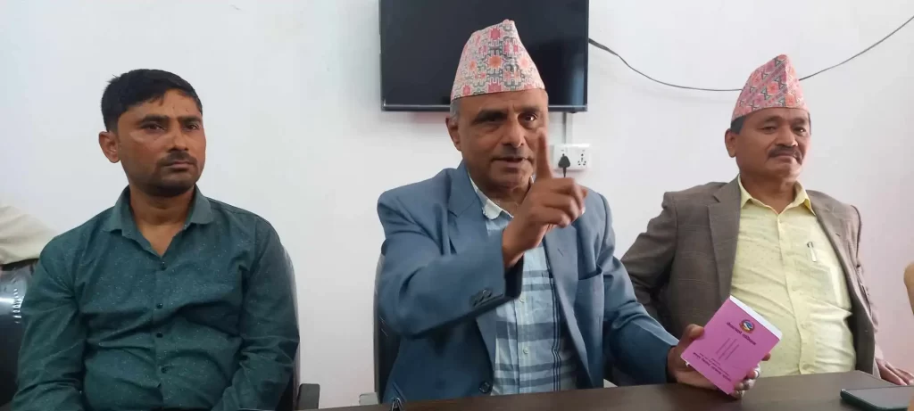 मुख्यमन्त्री कार्कीले राजीनामा नदिए बर्खास्त गर्ने एमाको चेतावनी