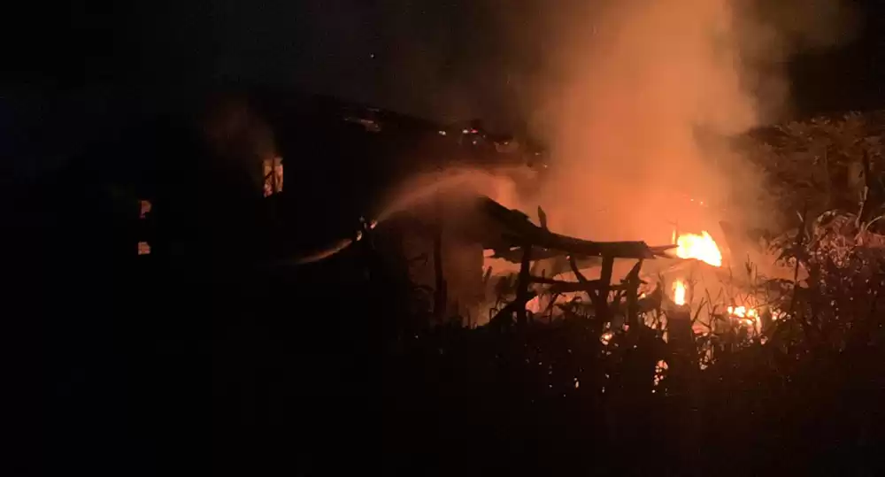 मोरङको पथरीमा आगलागी, एक करोड ५० लाखको क्षति