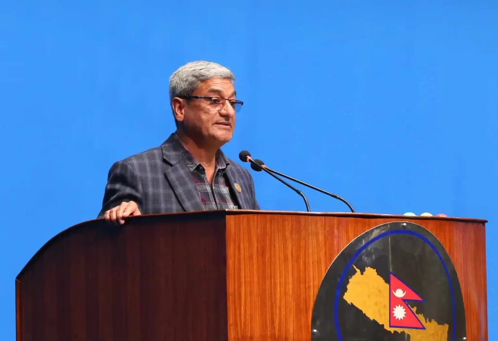 प्रधानमन्त्रीलाई प्रश्न – तपाईंले धोका दिएका दल एक ठाउँमा उभिए कहाँ पुग्नुहुन्छ ?