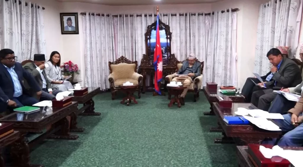 सभामुख घिमिरे र विभिन्न दलहरूबीच छलफल