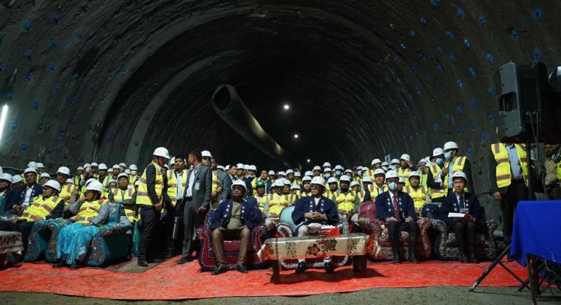 नागढुंगा–सिस्ने खोला मुख्य सुरुङमार्ग छिचोलियो