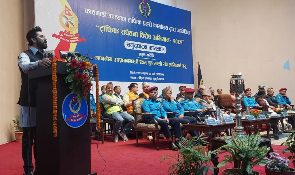 काठमाडौंमा ‘ट्राफिक सचेतना विशेष अभियान’ सुरु
