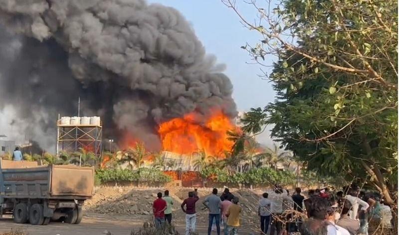 भारतको गुजरातस्थित मनोरञ्जन पार्कमा आगलागि, २७ जनाको मृत्यु